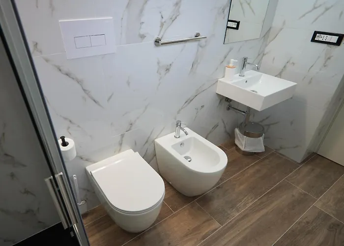 Emmahouse Carla סולמונה